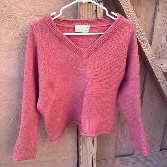 Aritzia Wilfred Free Pink Belgard Merino Wool Sweater - Picture 4 of 5